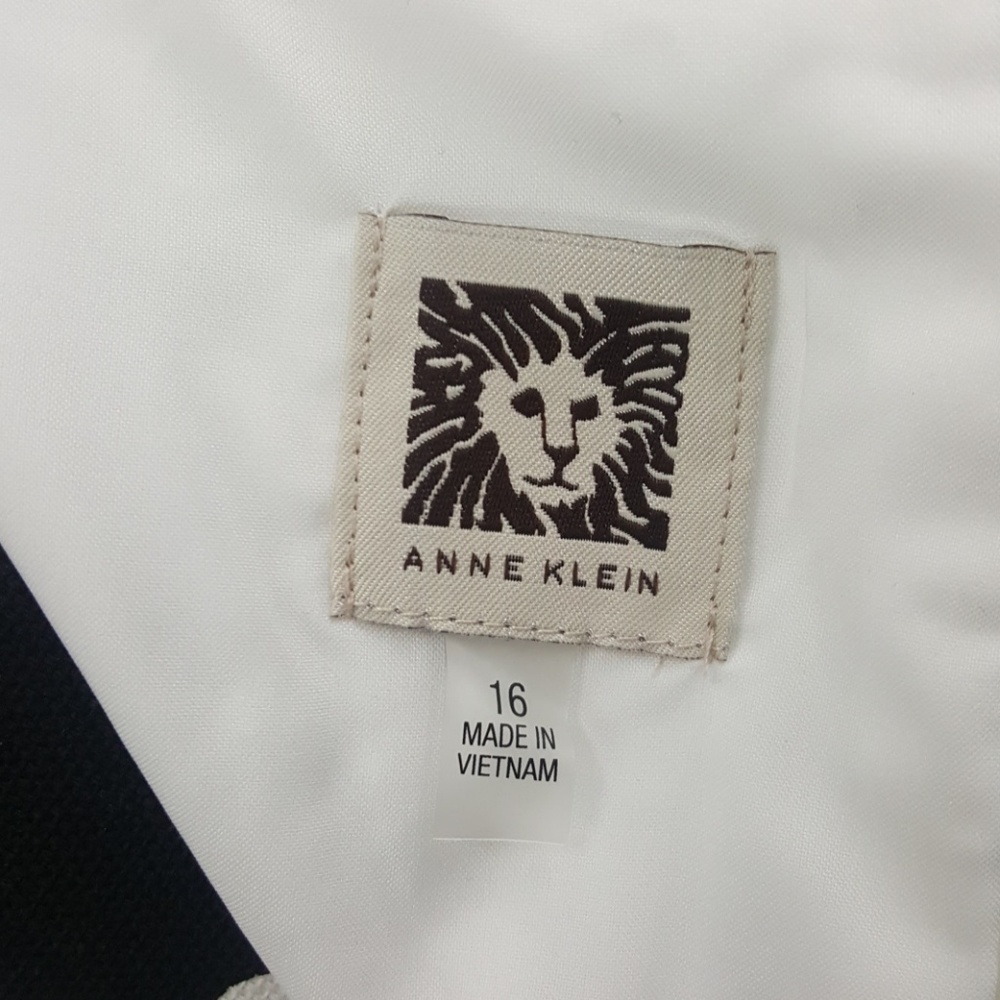 Anne Klein Dress - Picture 3 of 6